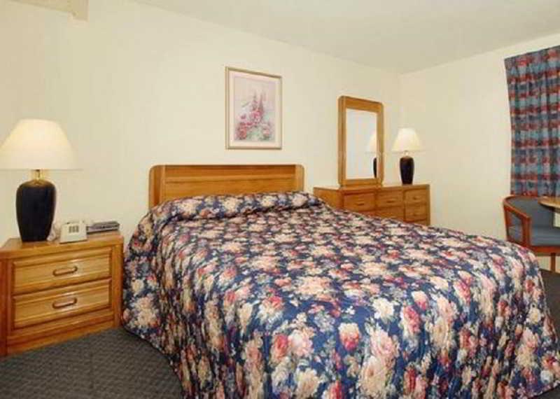 Quality Inn & Suites South Portland Exterior photo