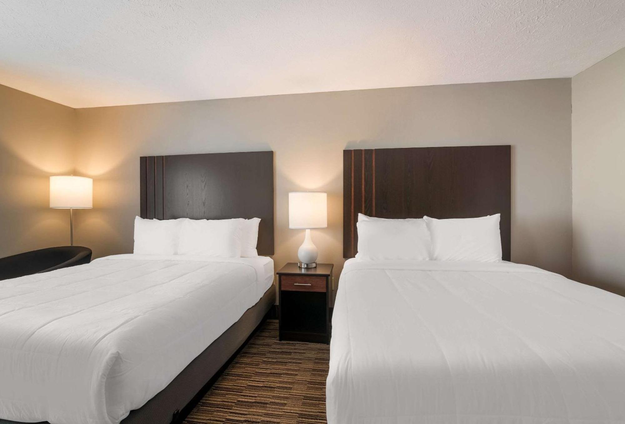 Quality Inn & Suites South Portland Exterior photo
